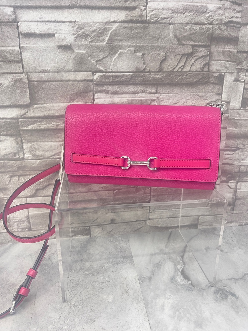 Michael Kors Carson Wallet On A Chain Dragonfruit Pink